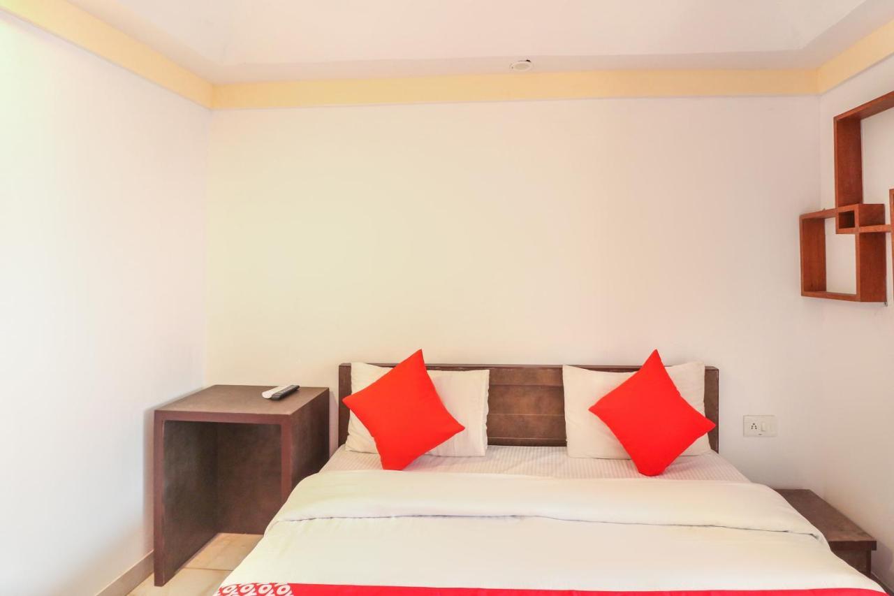 OYO 66888 Gomti Resorts Alīgarh Esterno foto